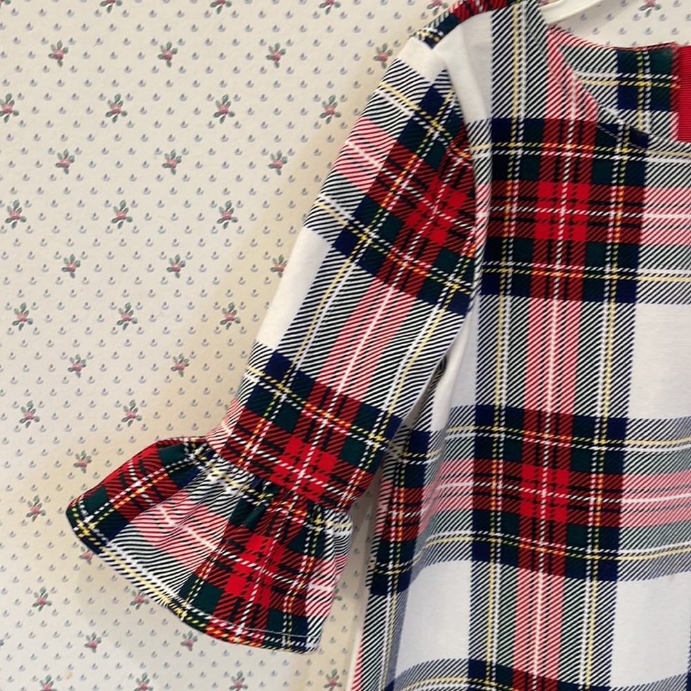 Vineyard Vines Little Girl’s Holiday Dress - Picture 3 of 5